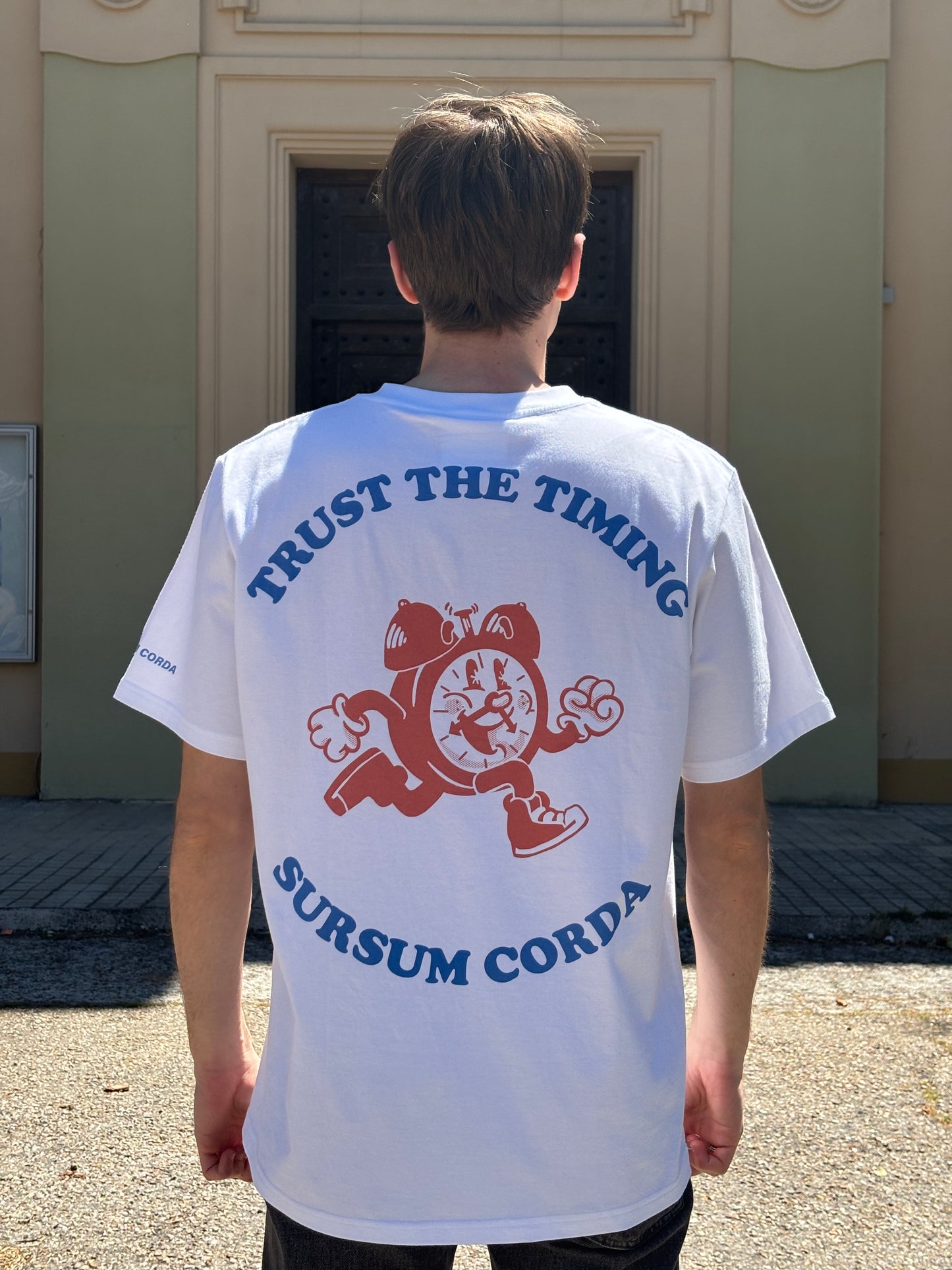 Drop 002- Camiseta Oversized "Trust the Timing" Blanca